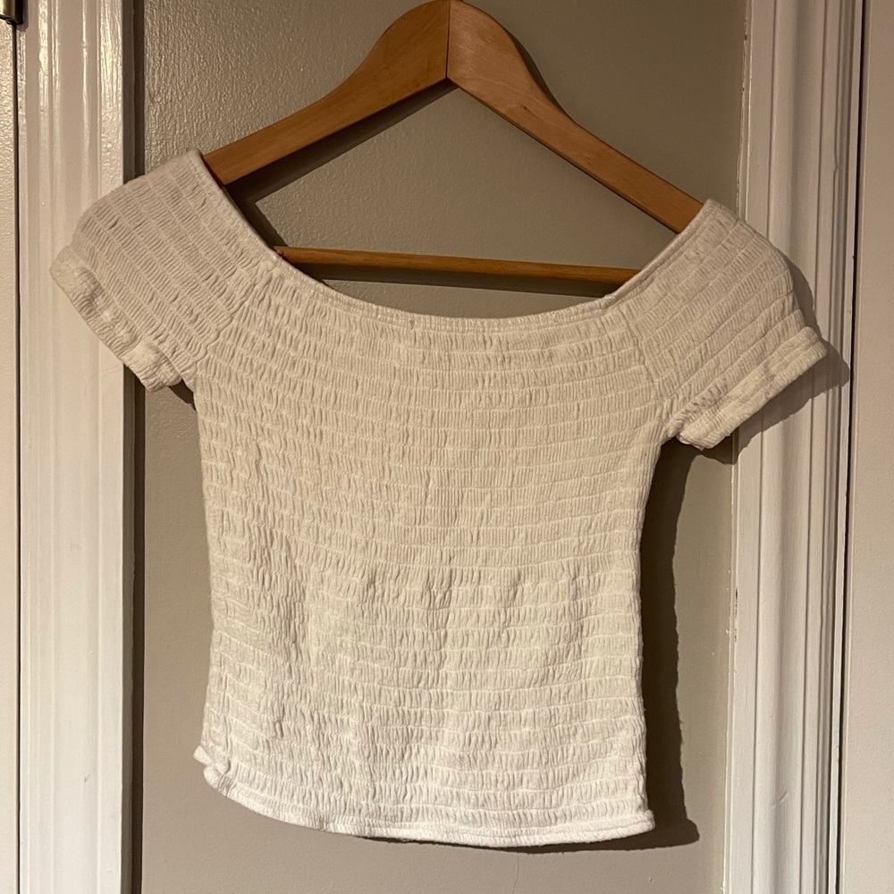 Off the Shoulder / Short Sleeve White Top